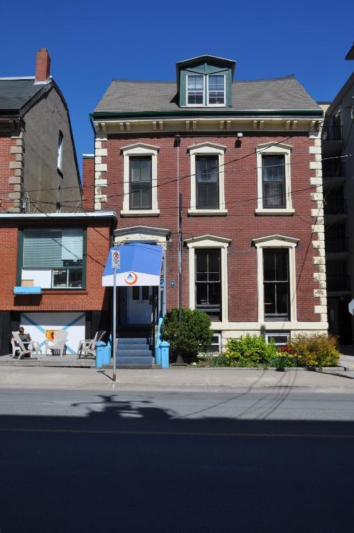 Hi Halifax Heritage House Hostel Exteriör bild